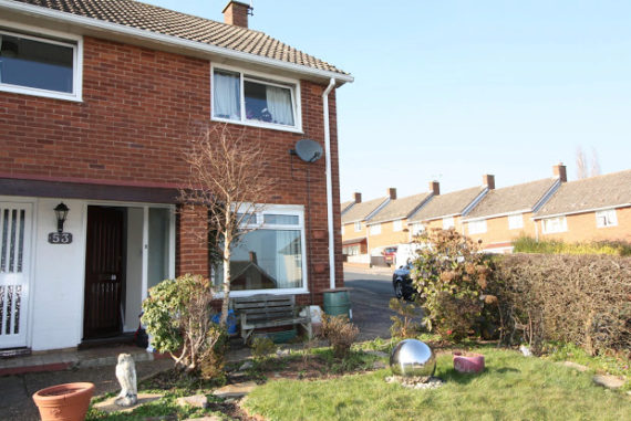 3 Bedroom End of Ter...